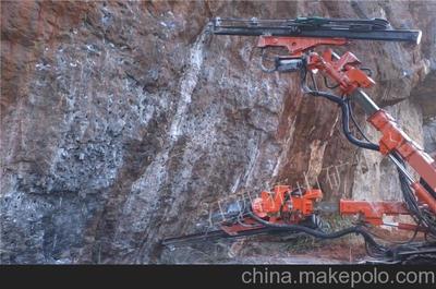 江西拓山礦機 DT2-35履帶雙臂全液壓掘進(jìn)鑿巖臺車——礦山高效掘進(jìn)的強力伙伴